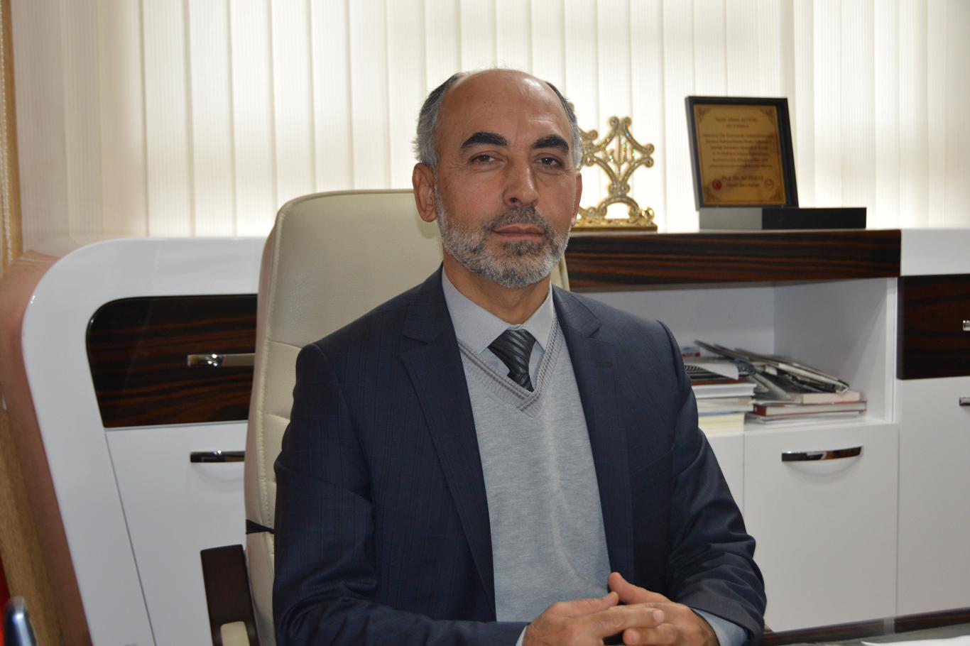 “Evlatlarımızı Kur’an ve sünnet ölçülerine göre yetiştirmeliyiz”