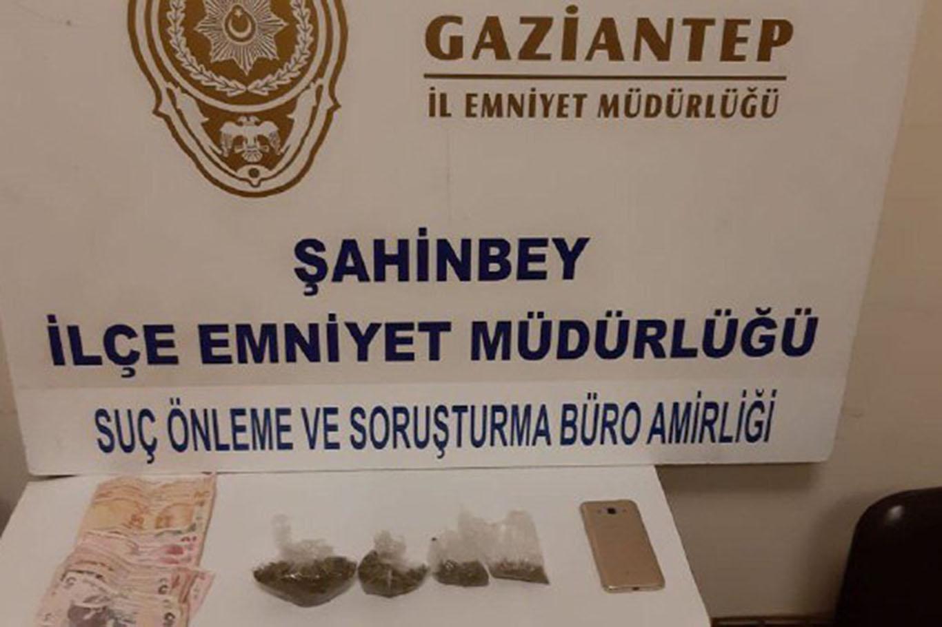 Asayiş denetimlerinde aranan 44 şüpheli yakalandı