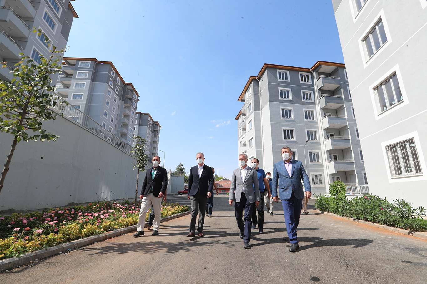 Gaziantep’te dar gelirli yetim aileler için yaptırılan konutlarda sona gelindi