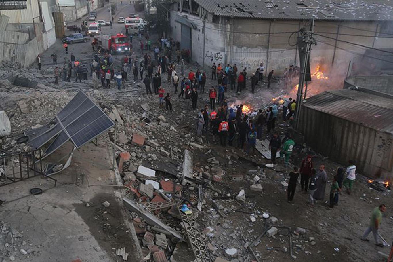 Gazze'ye hava saldırısı