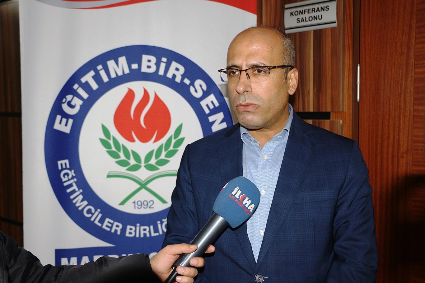 “Gençlerimize okumayı sevdirmeye çalışıyoruz”