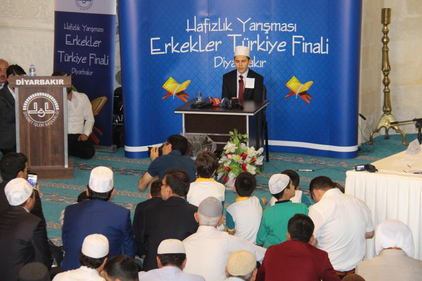 "Hafızlık Yarışması Erkekler Türkiye Finali" Diyarbakır'da yapıldı