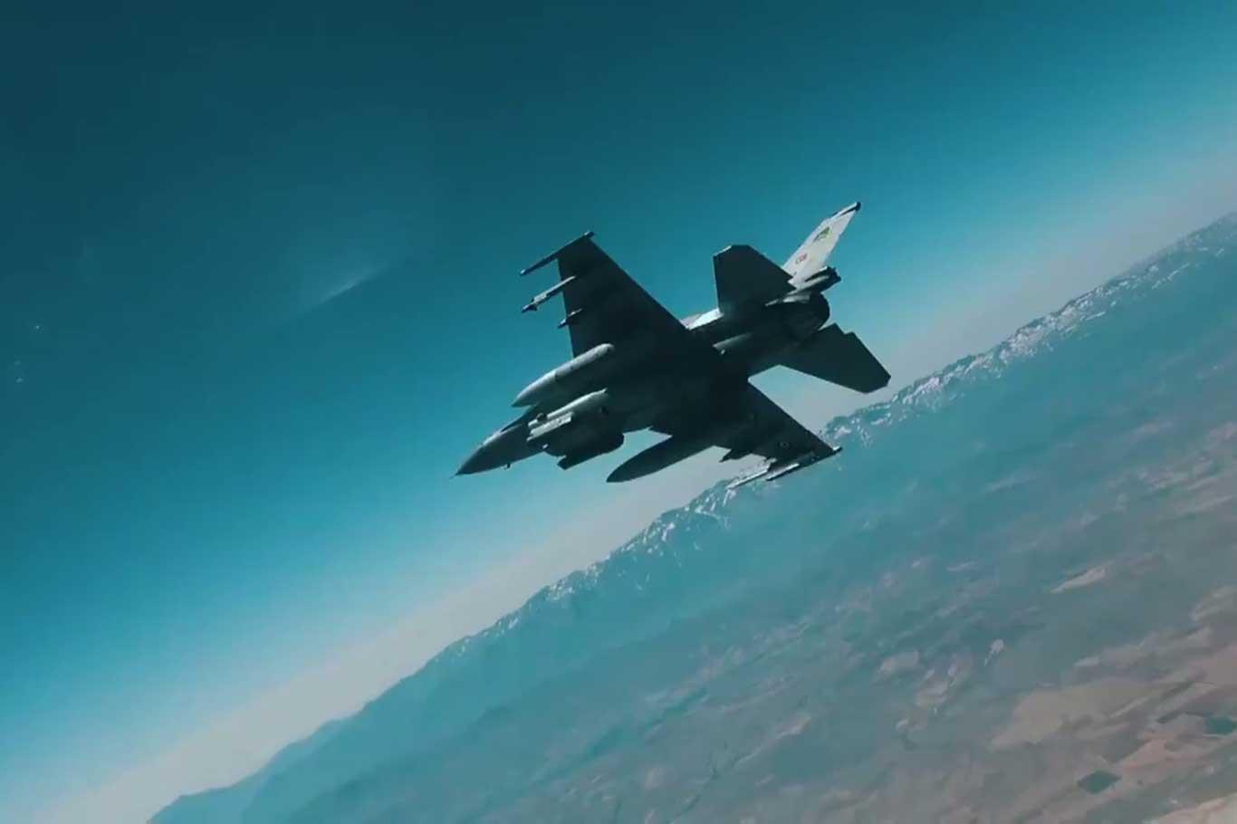 Hakurk bölgesine yapılan hava operasyonunda 3 PKK'li öldürüldü
