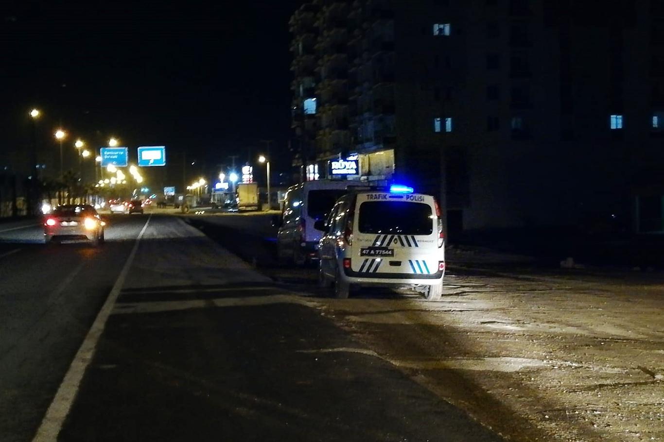 Halk otobüsü kadın işçilere çarptı: Bir ölü, 2 yaralı