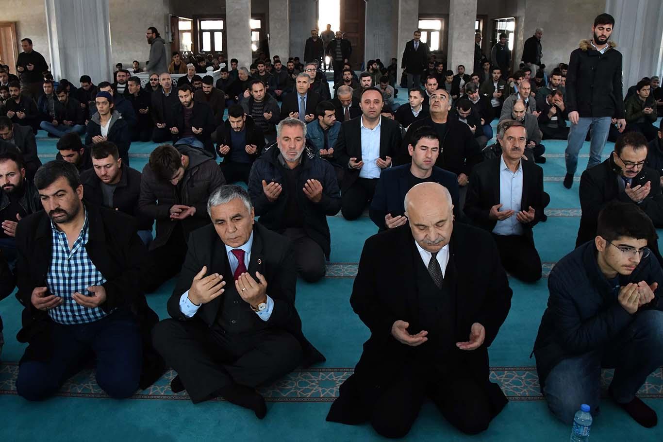 Hayatını kaybeden ADYÜ öğrencileri için hatm-i şerif okundu