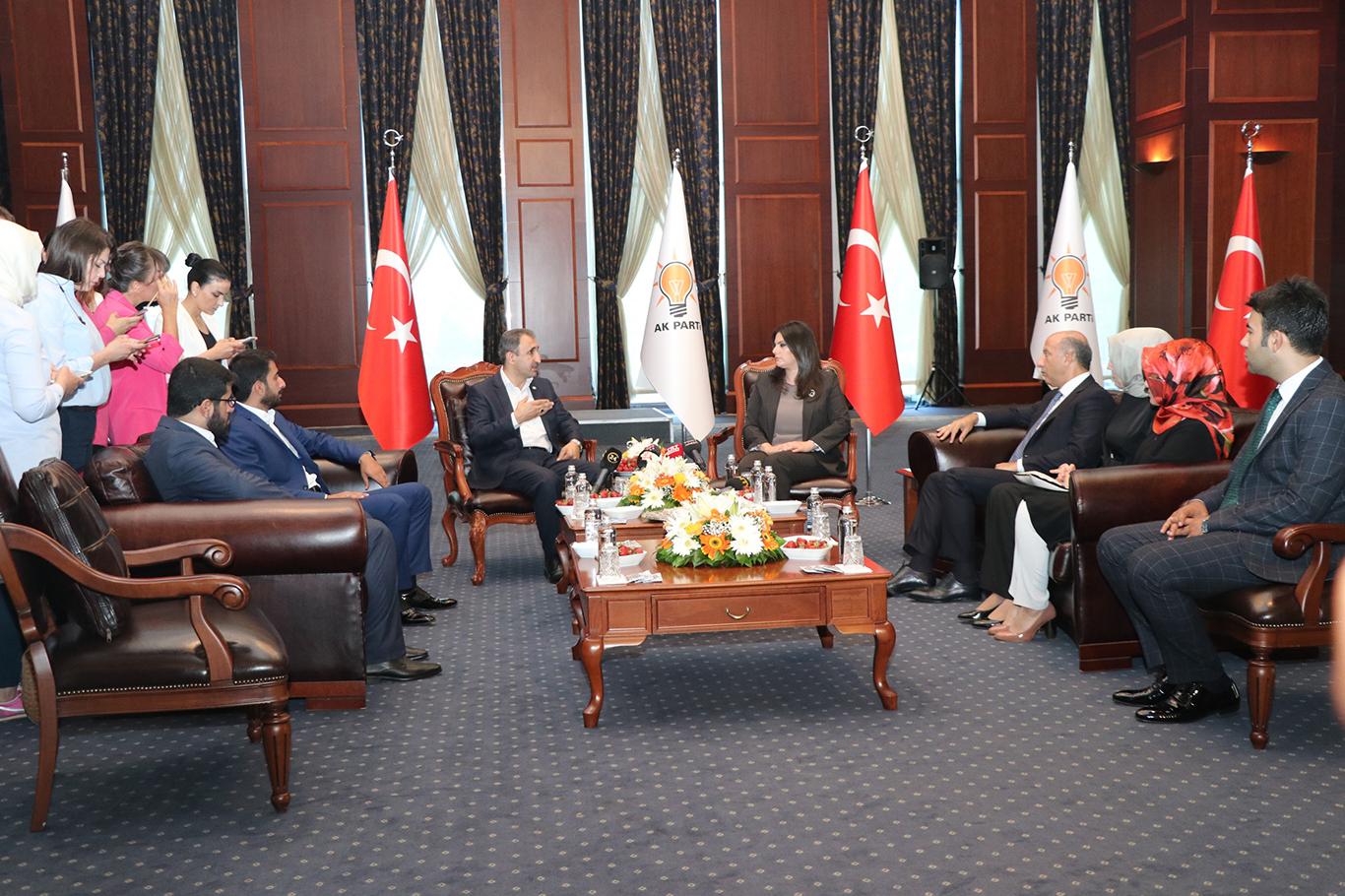 HÜDA PAR’ dan AK Parti ve Saadet Partisine bayram ziyareti