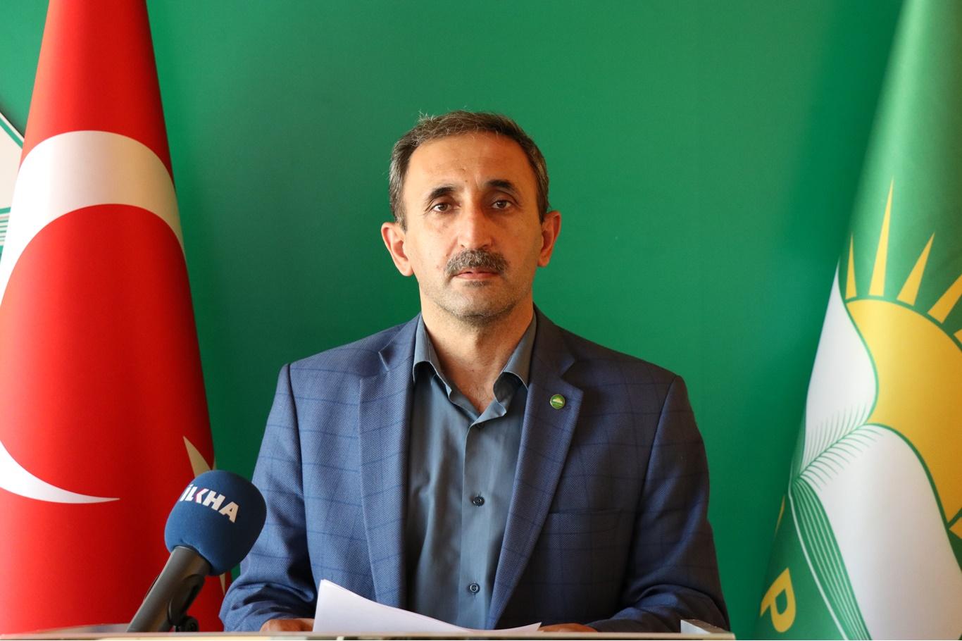 HÜDA PAR'dan Dicle Üniversitesi'nin Kürtçe tez yasağına tepki