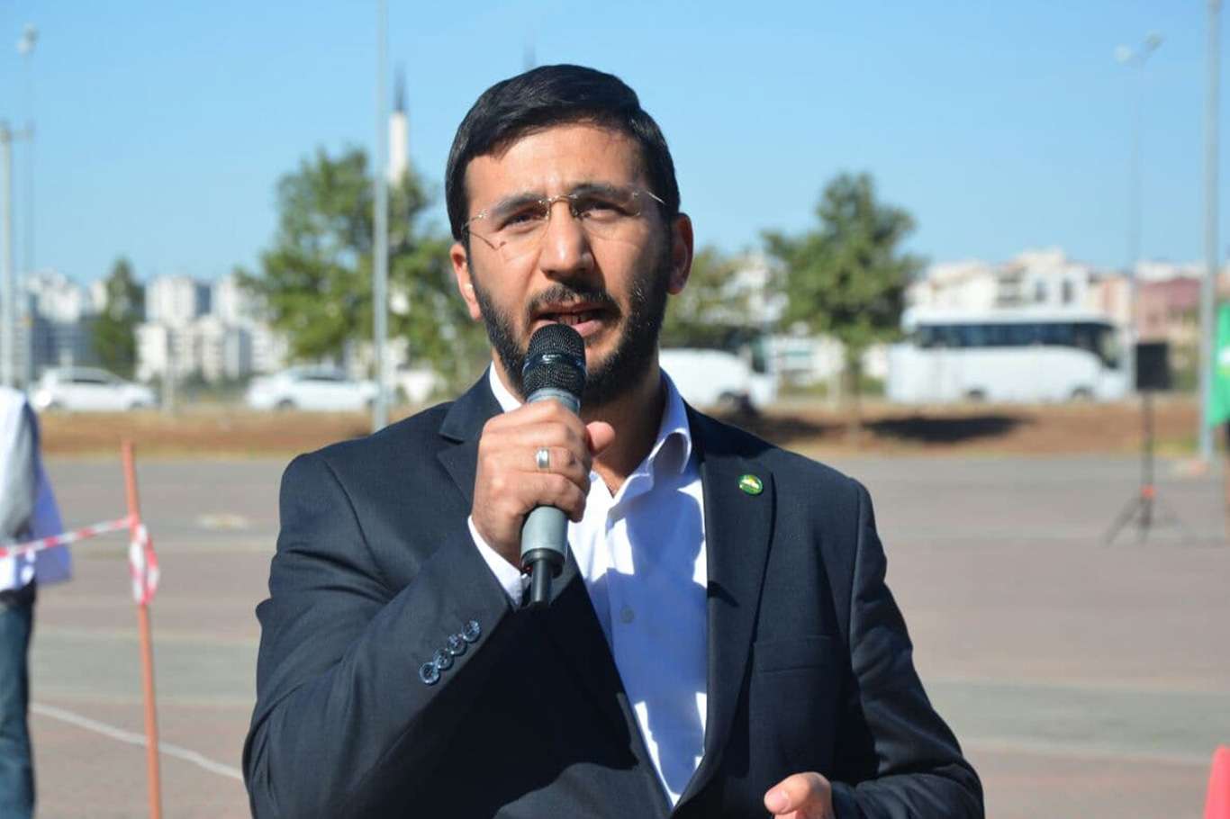 HÜDA PAR Gençlik Politikaları Başkanı İmir gençlere seslendi