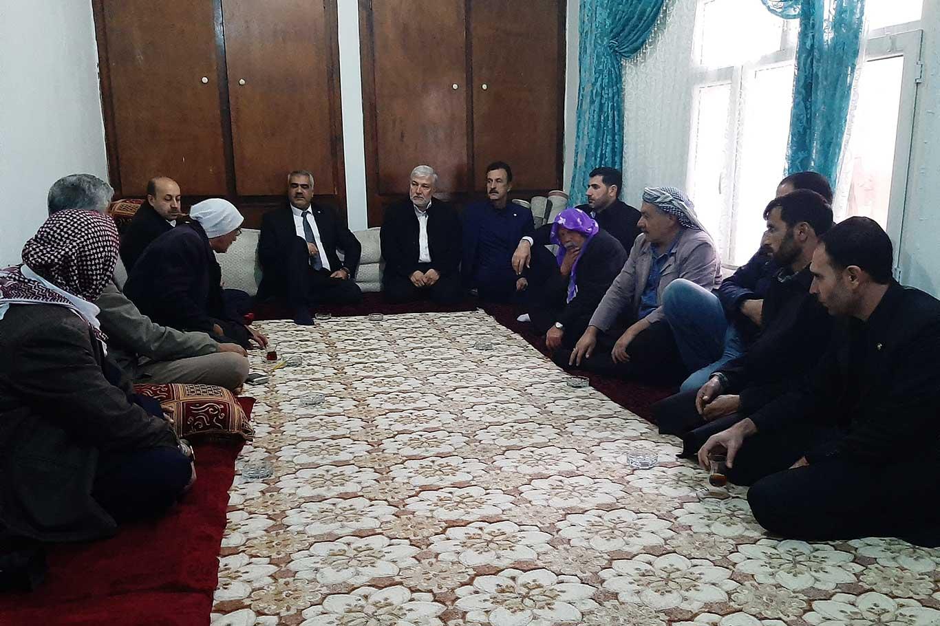 HÜDA PAR Şanlıurfa İl Başkanı Erat Viranşehir'de halkın sorunlarını dinledi