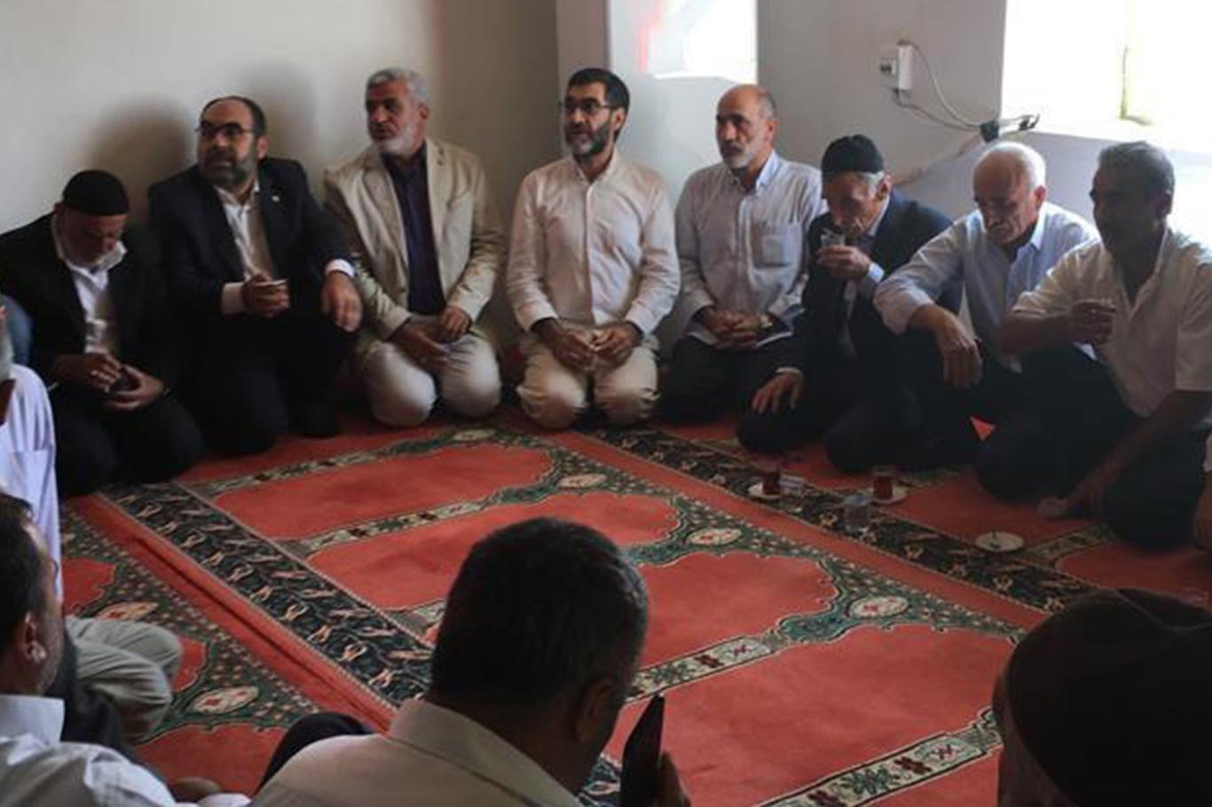 HÜDA PAR'dan PKK'nin katlettiği sivillerin ailelerine taziye ziyareti