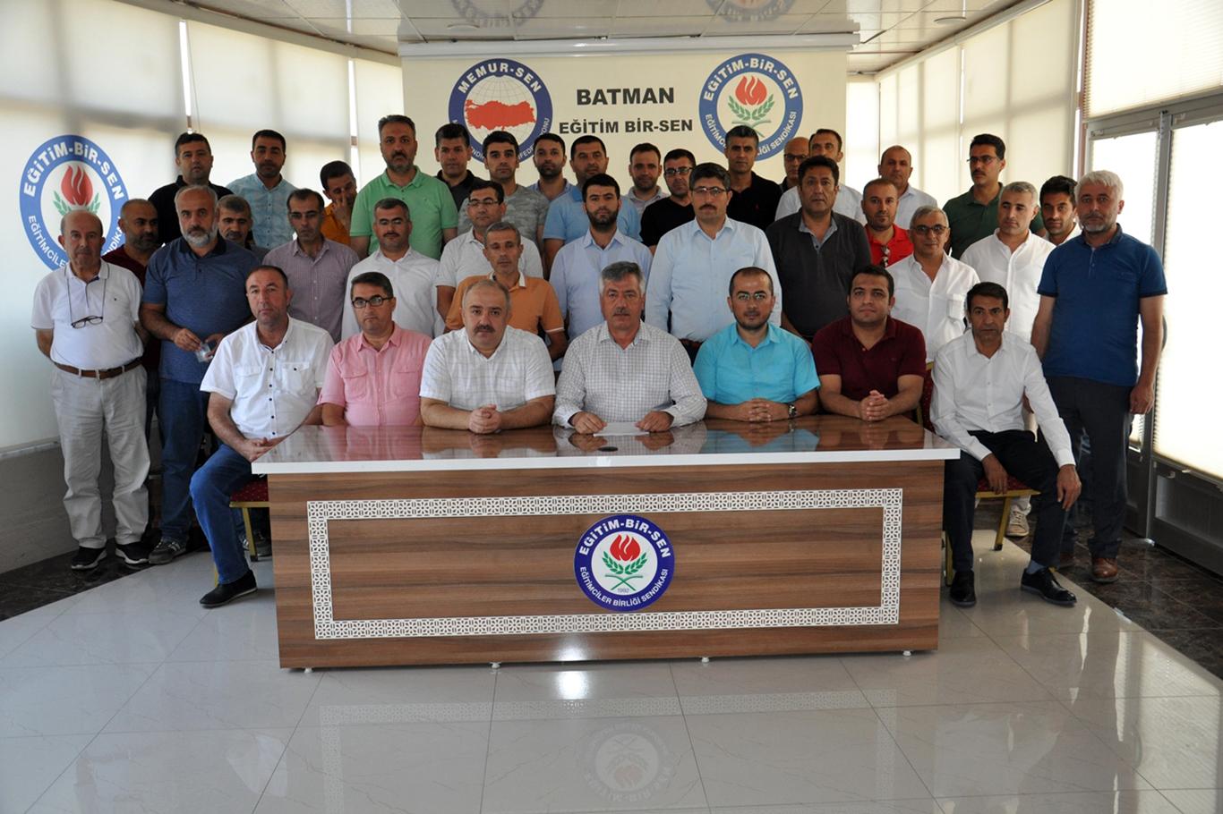 "Hükümetin memur zam oranlarını kabul etmiyoruz"