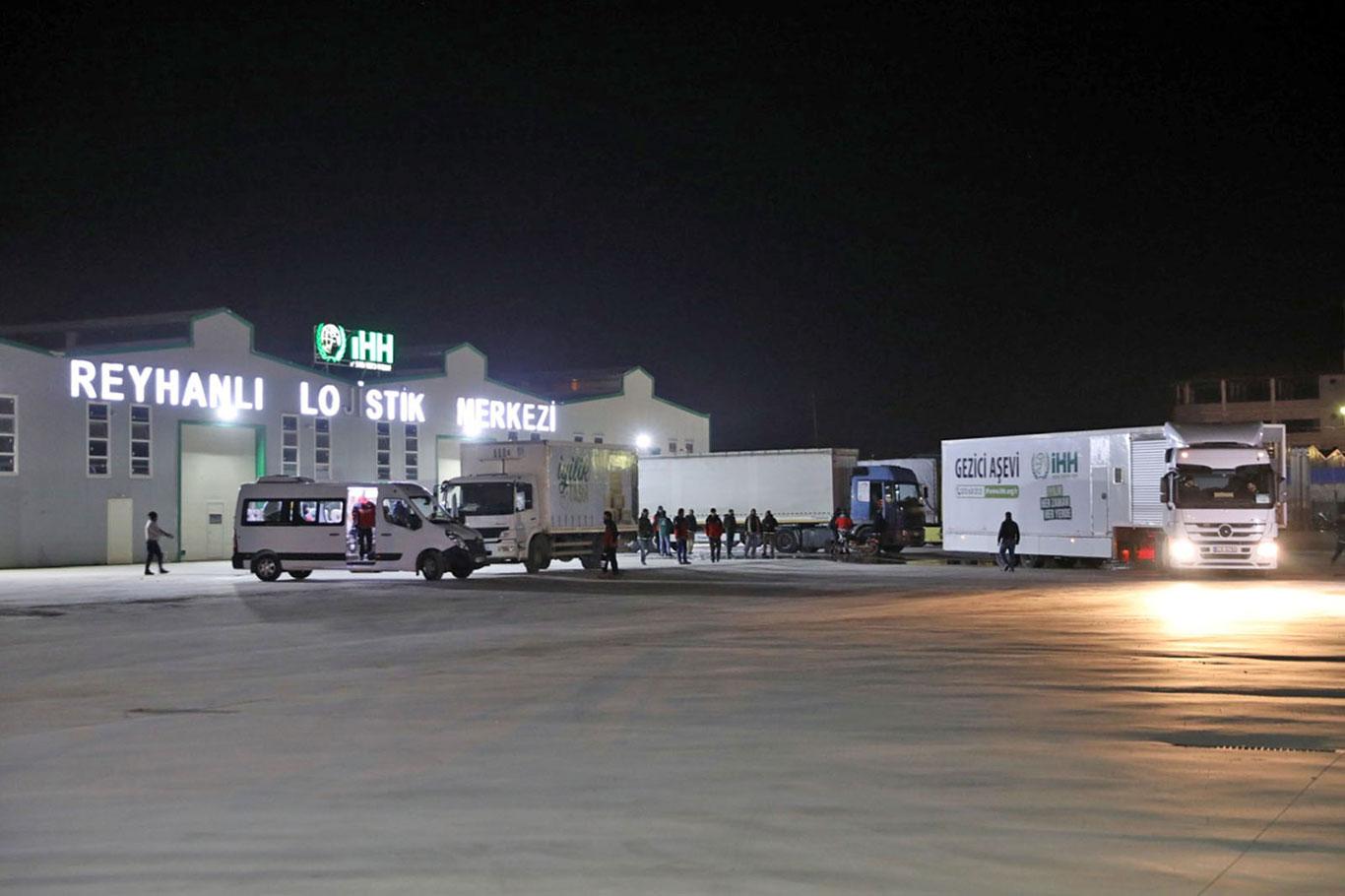 İHH ekipleri Elazığ ve Malatya'ya doğru yola çıktı
