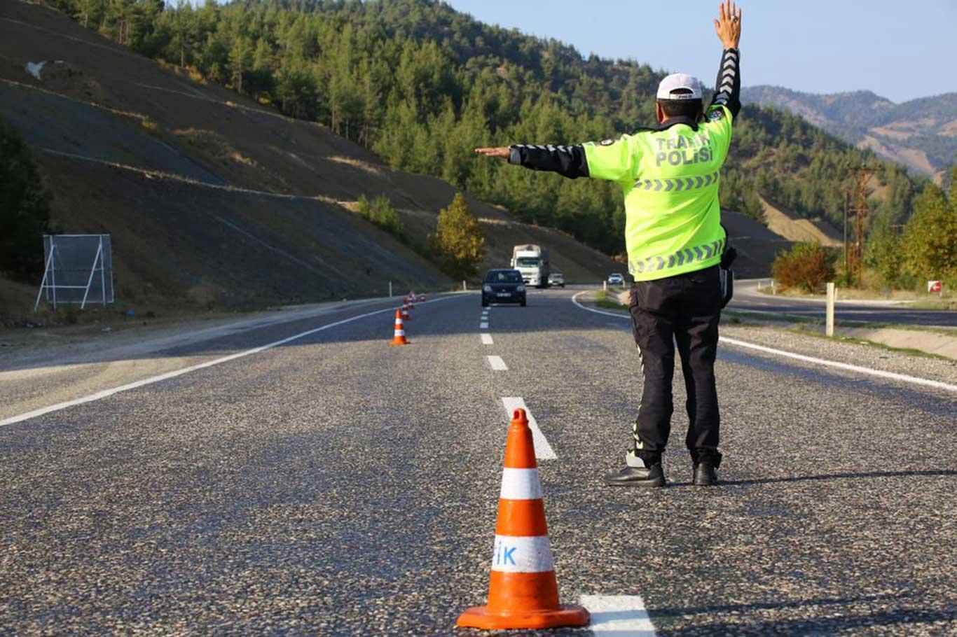 İki günde 21 bin 789 hız ihlali yapıldı