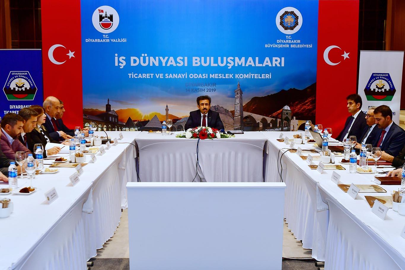 ​İş dünyası temsilcileri bir araya geldi