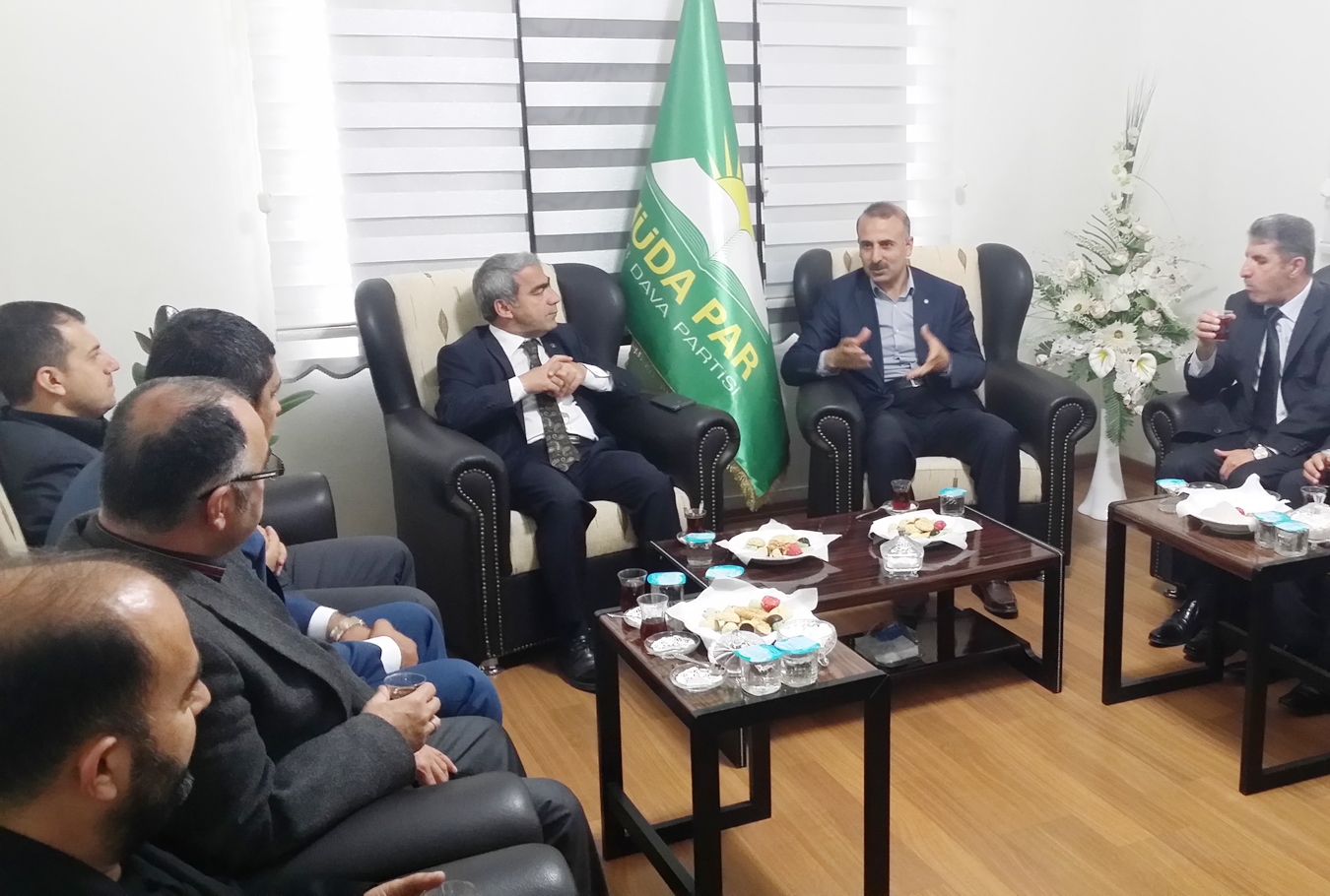 İslami kesimlerin mağduriyetleri de giderilsin
