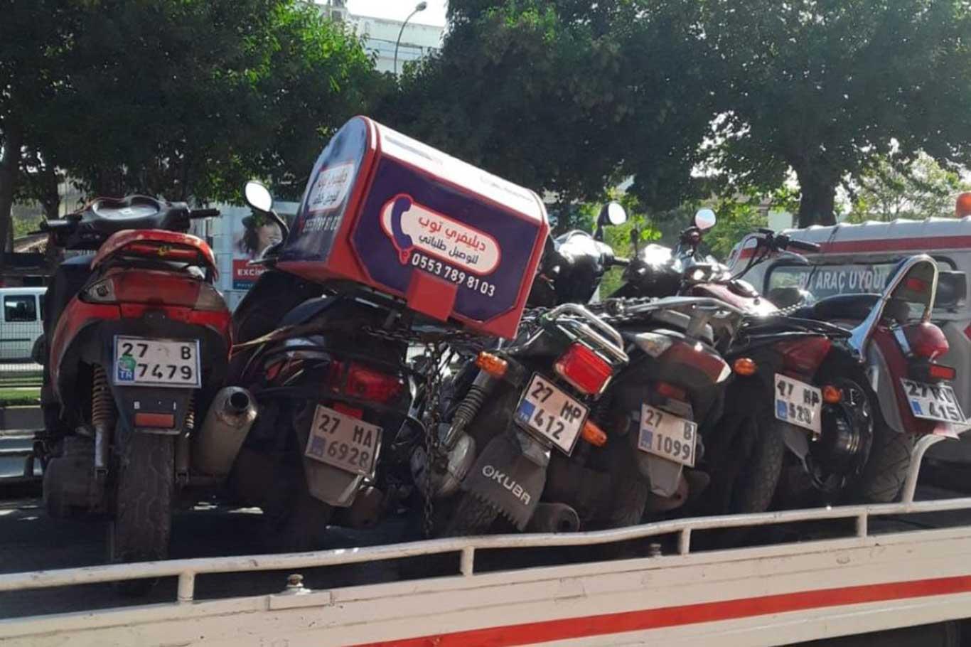 Kasksız motosiklet kullanan sürücülere ceza