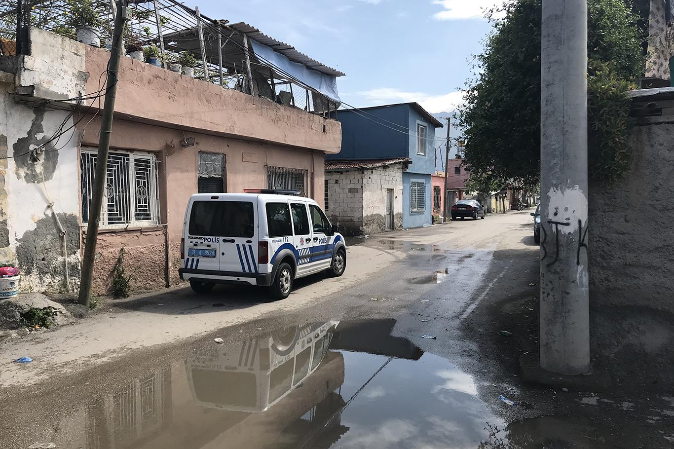 Komşusunu pompalı tüfekle öldürdü