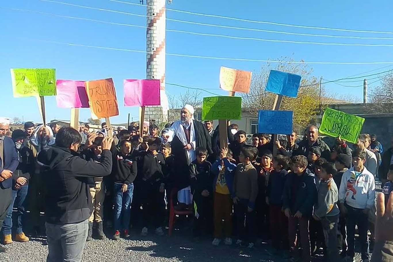 Köy halkından Kudüs'e tam destek