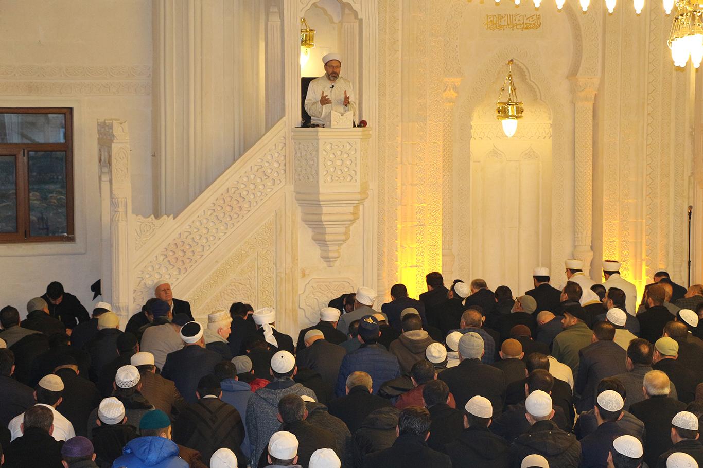 "Kur’an’ın girmediği ev harabe bir evdir"
