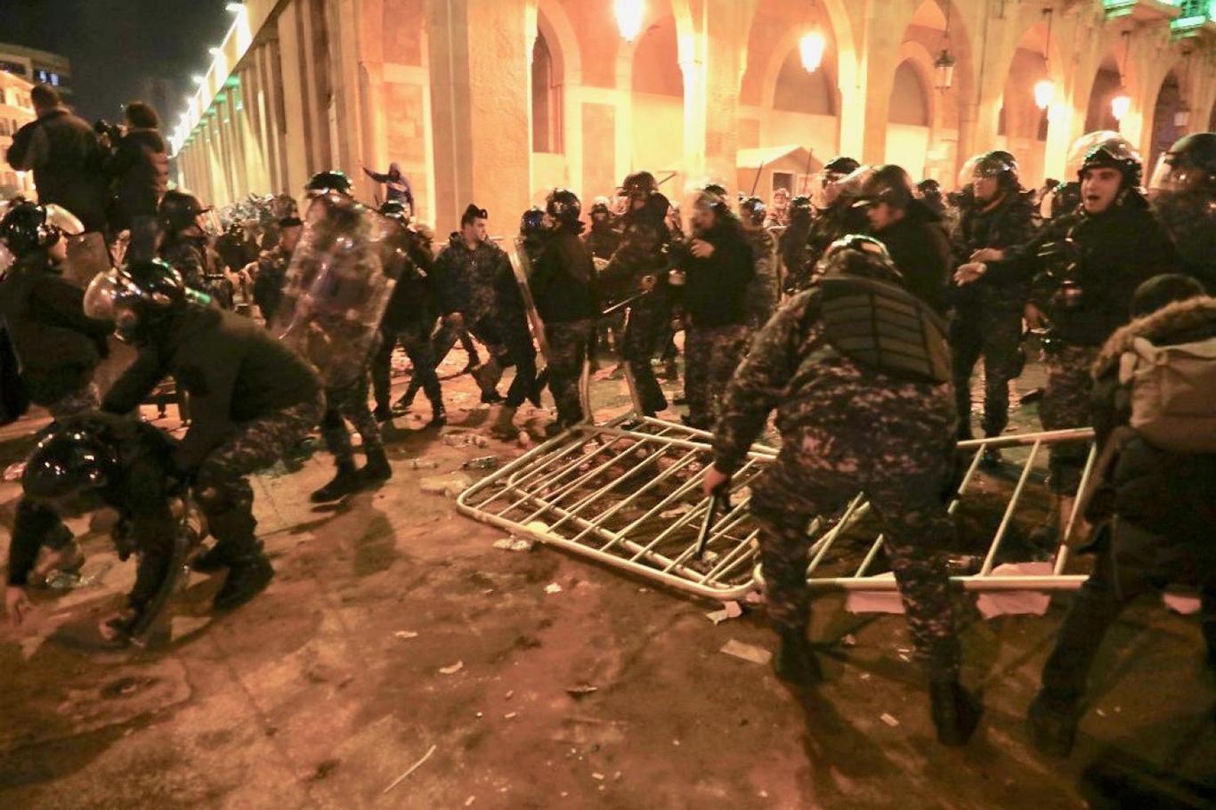 Lübnan’da çatışmalar devam ediyor: 114 yaralı