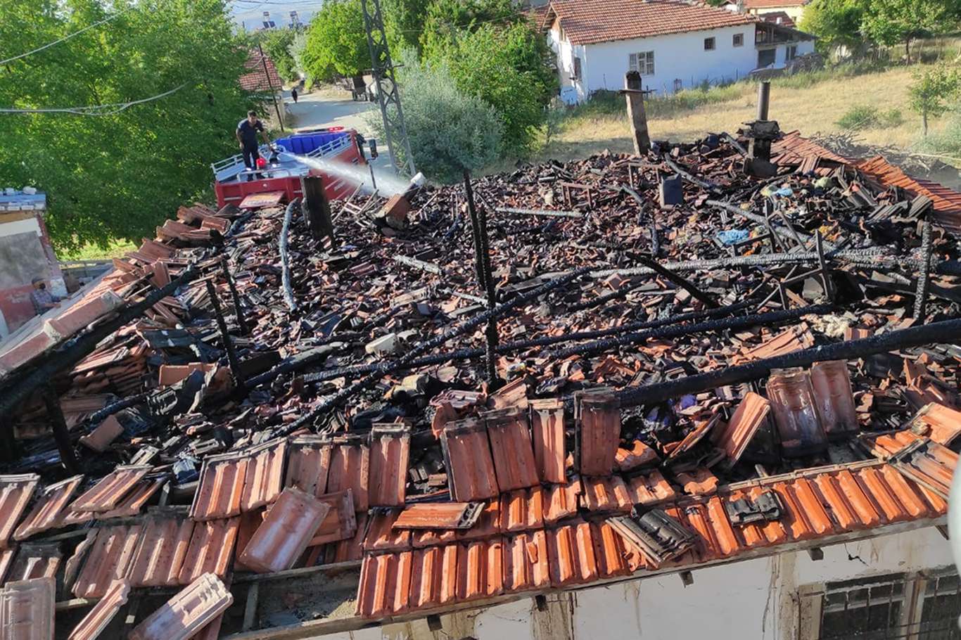 Malatya'da ev ve orman yangınları