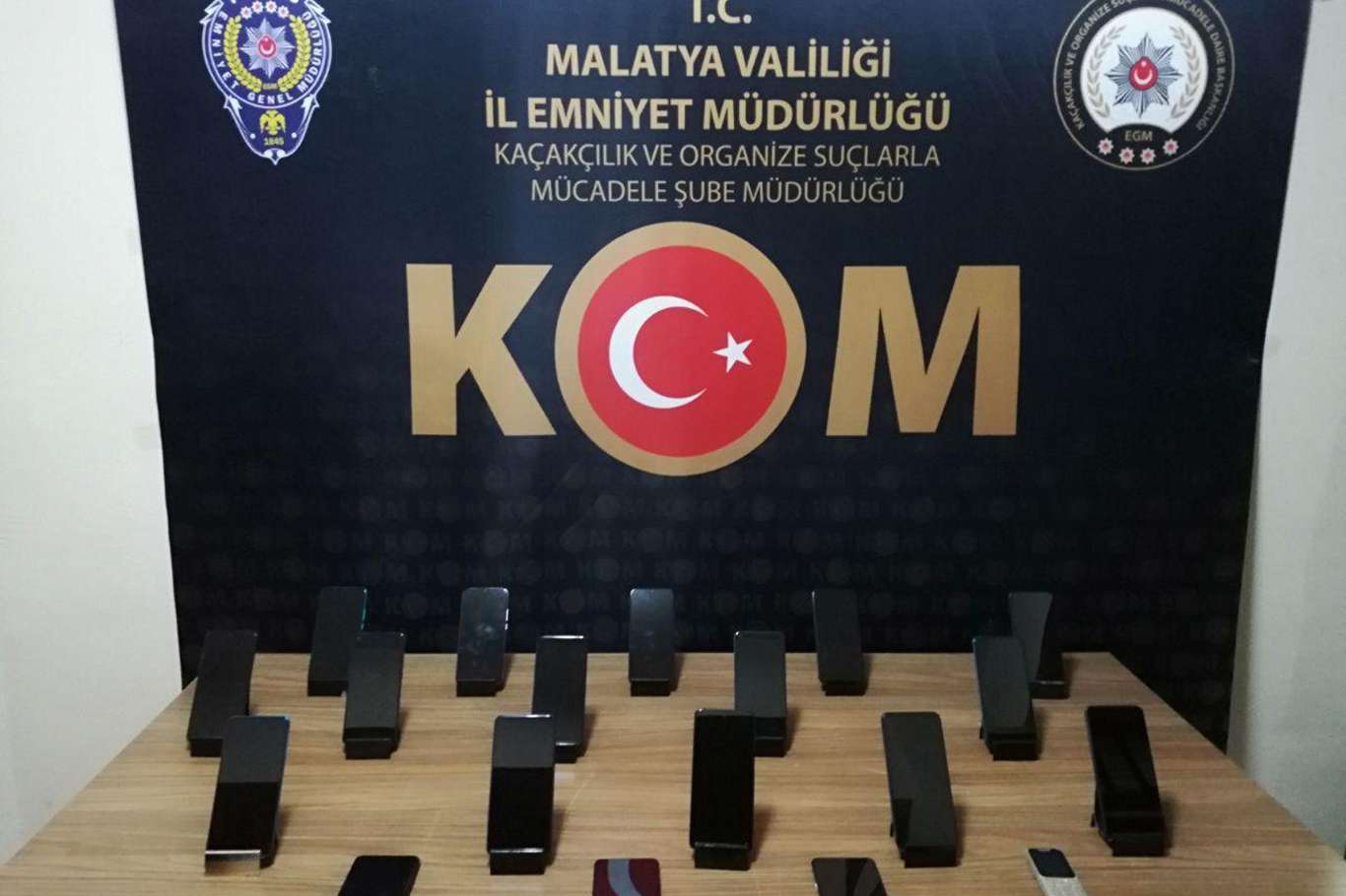 Malatya’da gümrük kaçağı cep telefonları ele geçirildi