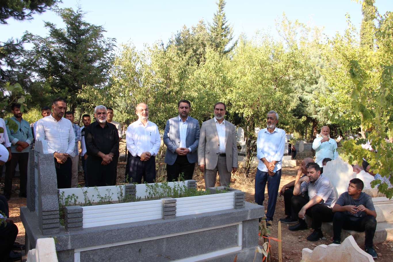 Mehmet Yavuz vefatının üçüncü yılında kabri başında yâd edildi