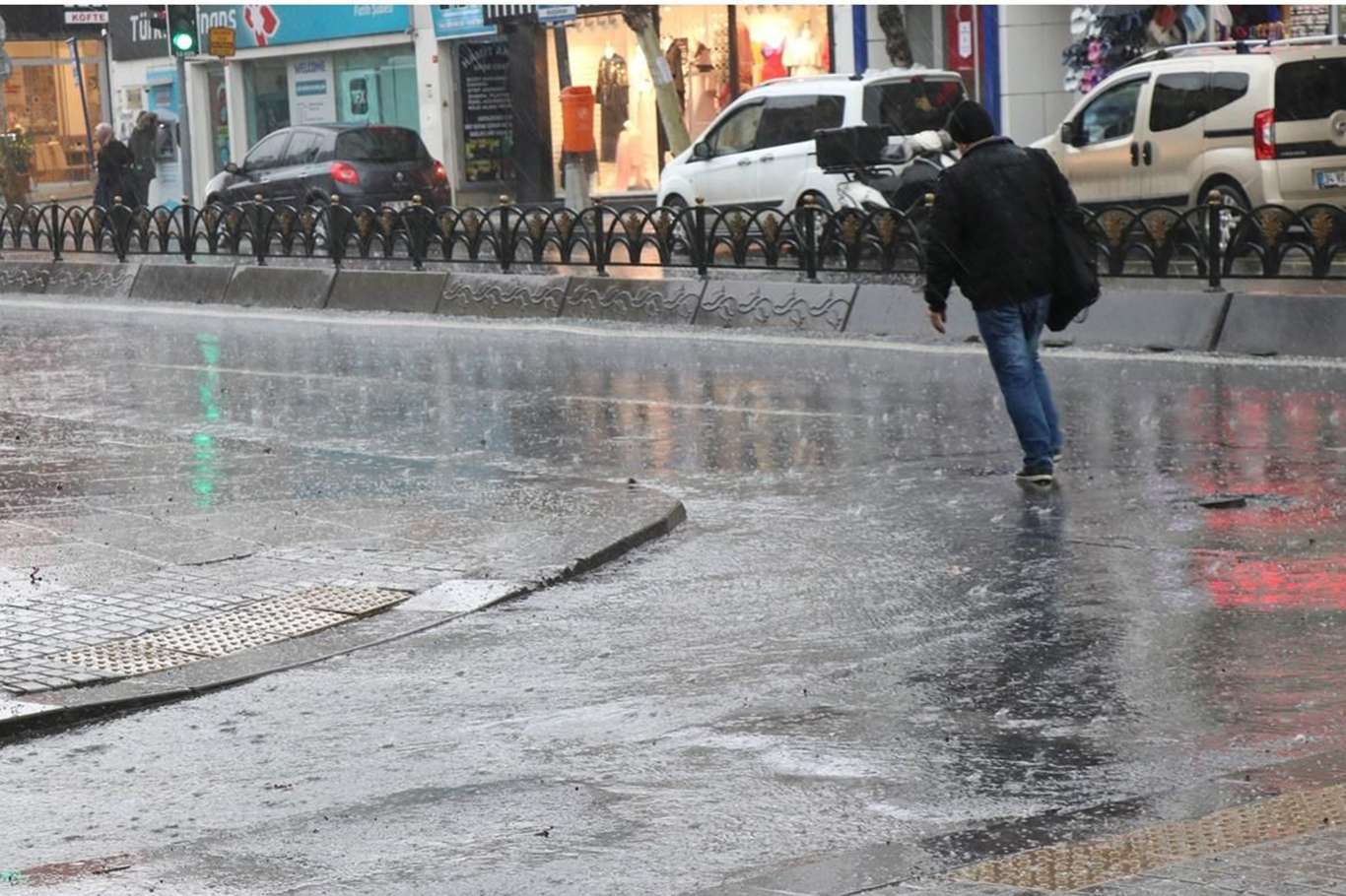 Meteorolojiden 9 il için sağanak yağış uyarısı