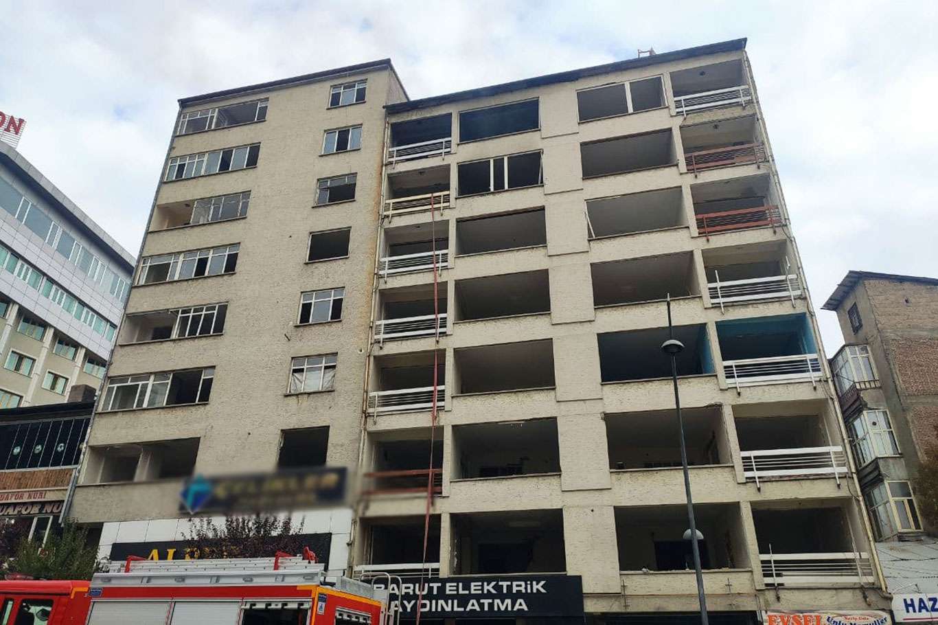 Metruk binada bir ay içinde ikinci yangın
