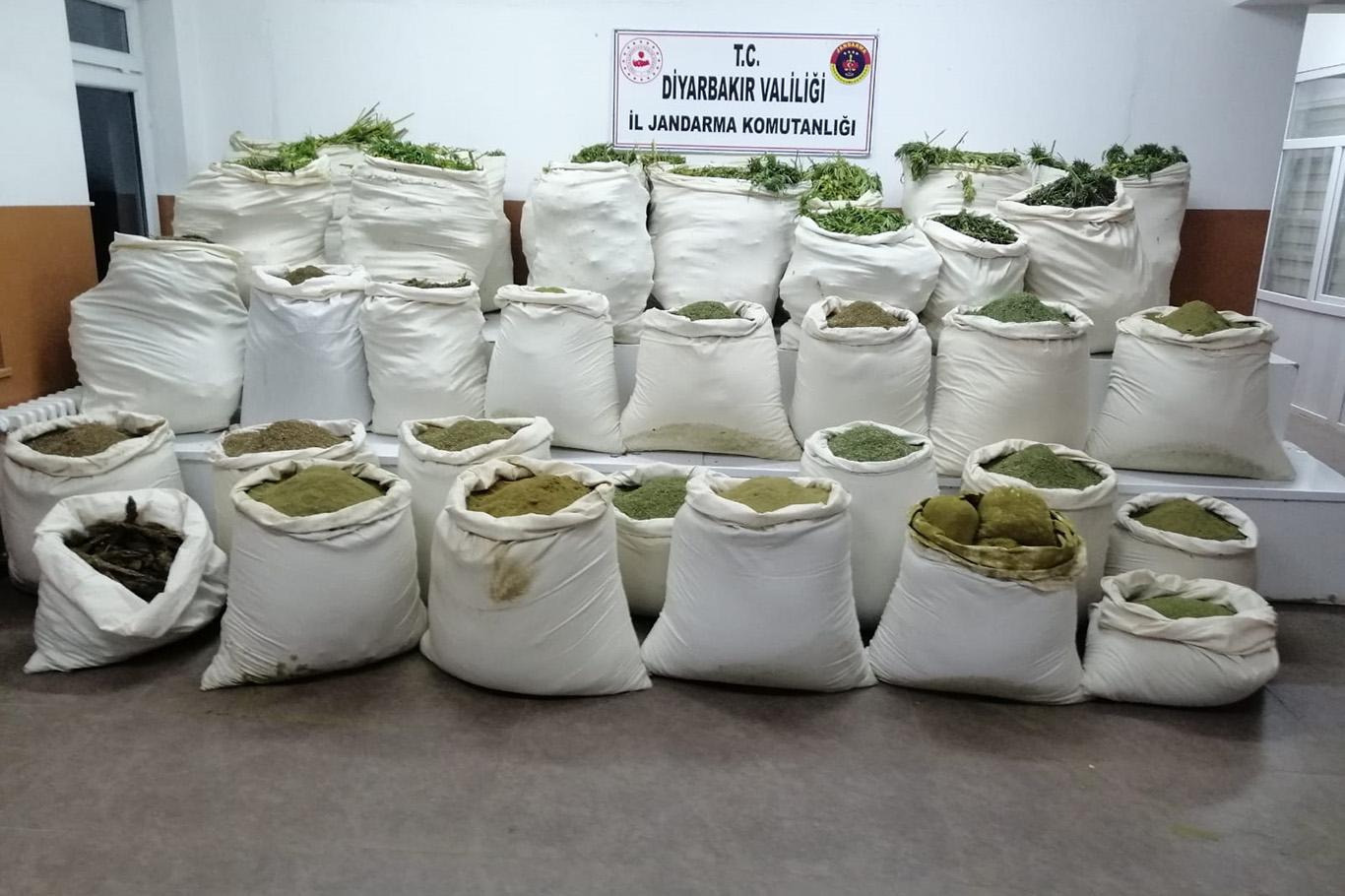 Milyonlarca kişiyi zehirleyebilecek miktarda uyuşturucu ele geçirildi