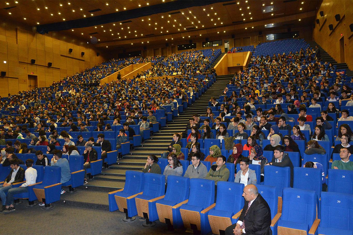 Öğrencilere "Vatanım Benim" temalı seminer
