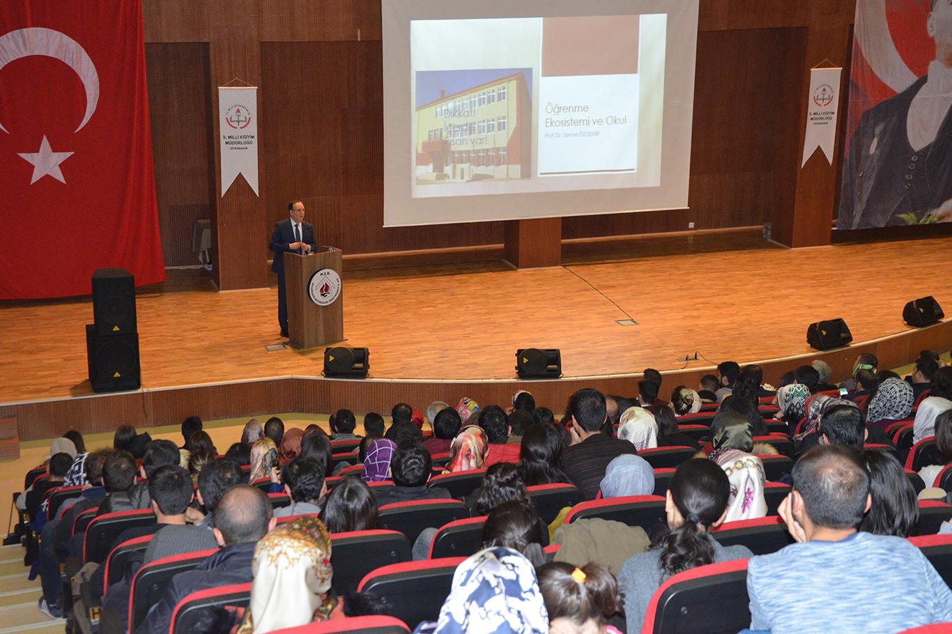 "Okumaya ayırdığımız zaman günde bir dakika"