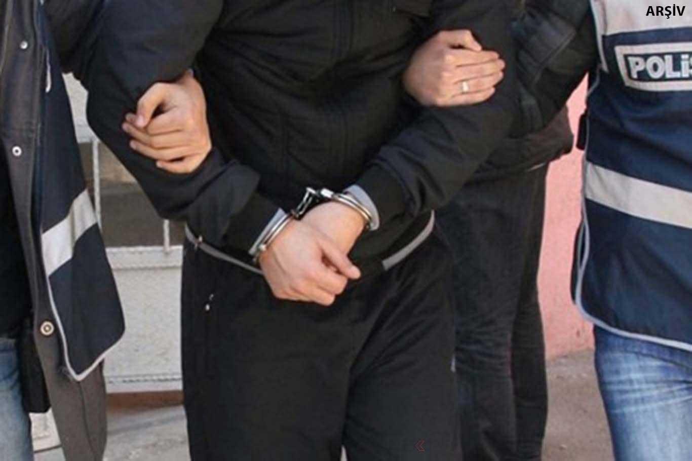 Otobüs duraklarında yankesicilik yapan şüpheli tutuklandı