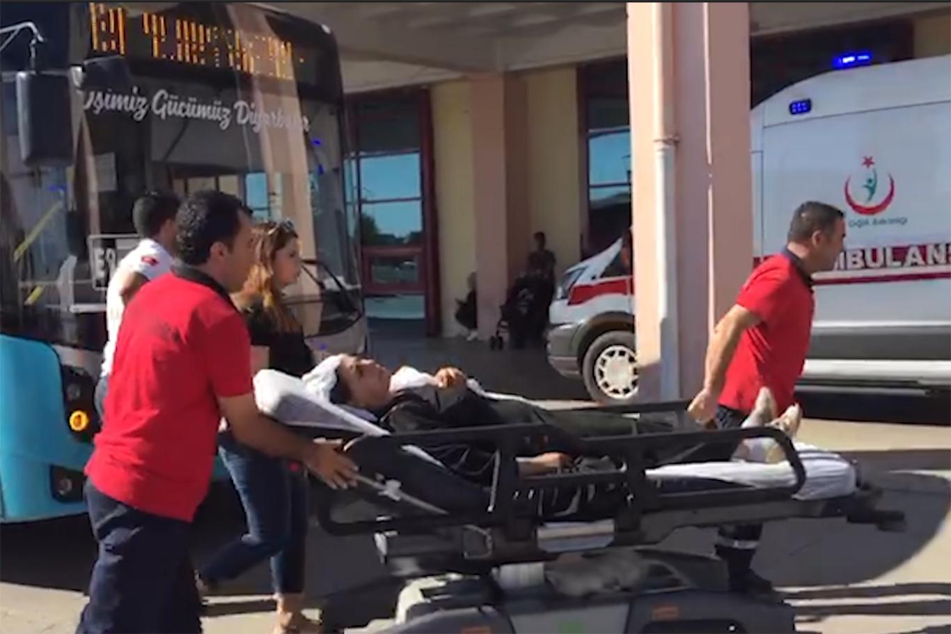  Otobüs şoförü fenalaşan kadını hastaneye yetiştirdi