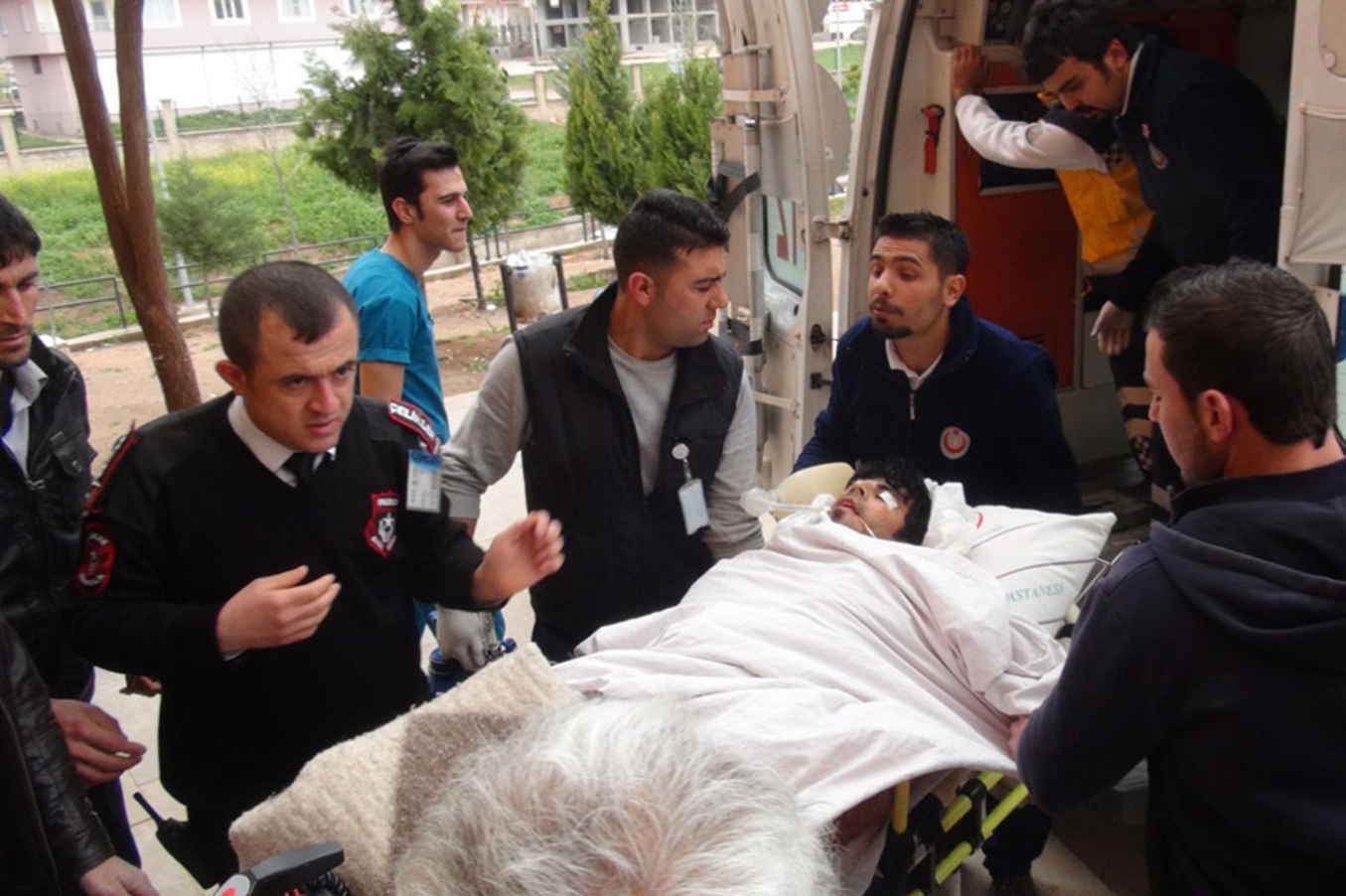 Parasını isteyen Suriyeli bıçaklanarak ağır yaralandığı iddia edildi