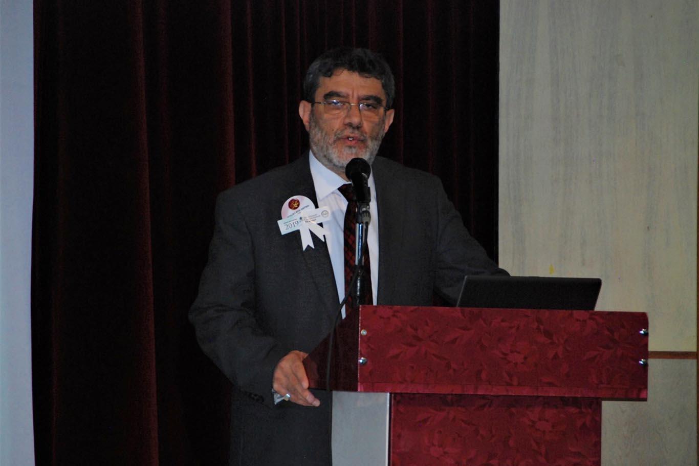 "Peygamber Efendimizin mesajlarıyla o karanlık dünya aydınlandı"