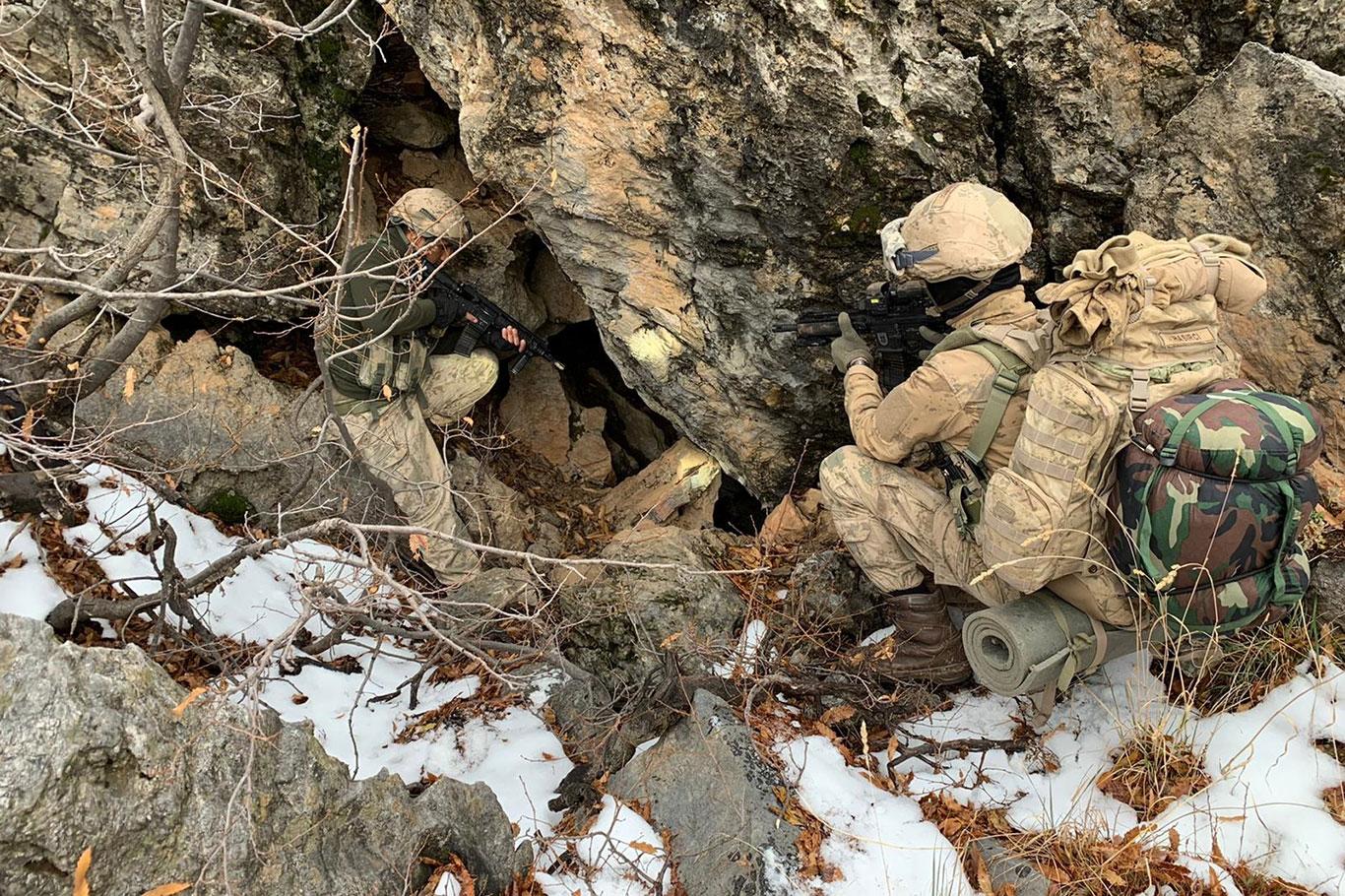PKK'ye ait sığınak ve barınaklar imha edildi