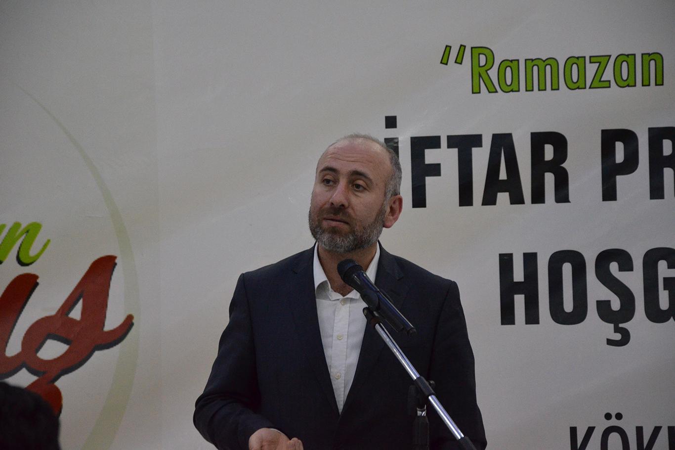 "Ramazan ayı Müslümanlar için zafer ayıdır"