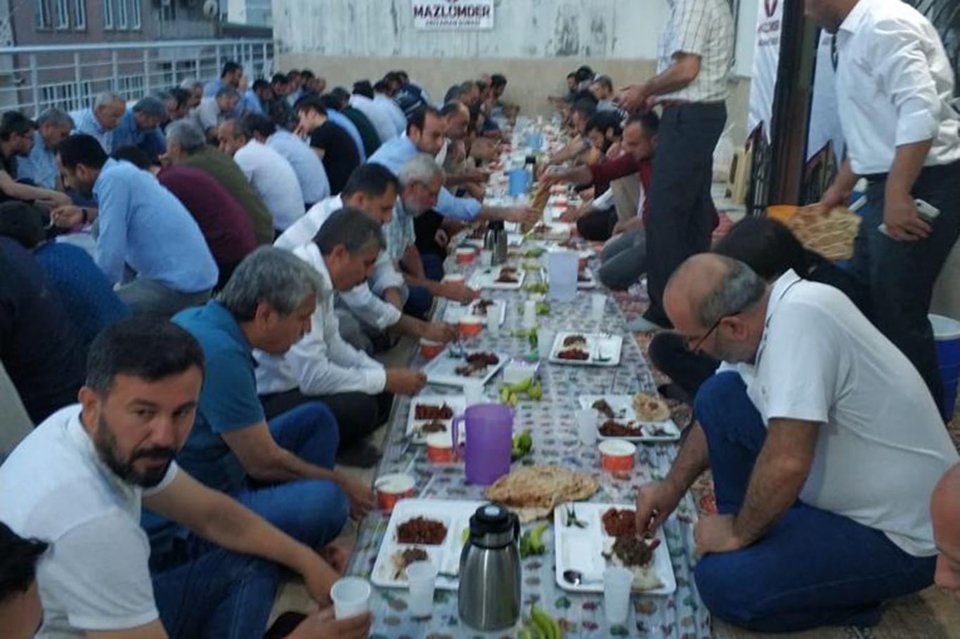 "Ramazan kardeşliğe vesile olmalı"