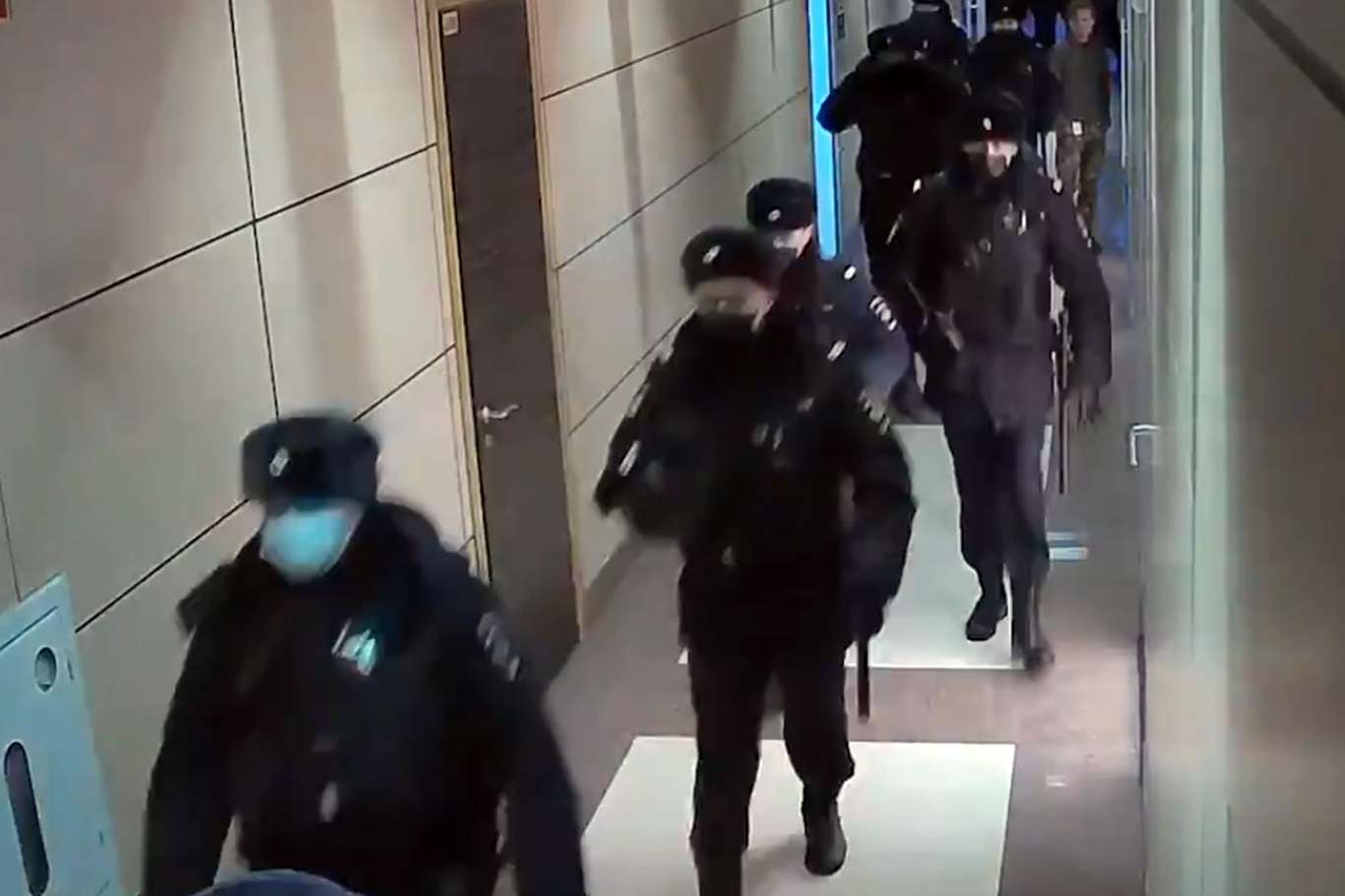 Rusya'da muhalif Aleksey Navalnıy'na bağlı yerlere baskın yapıldı