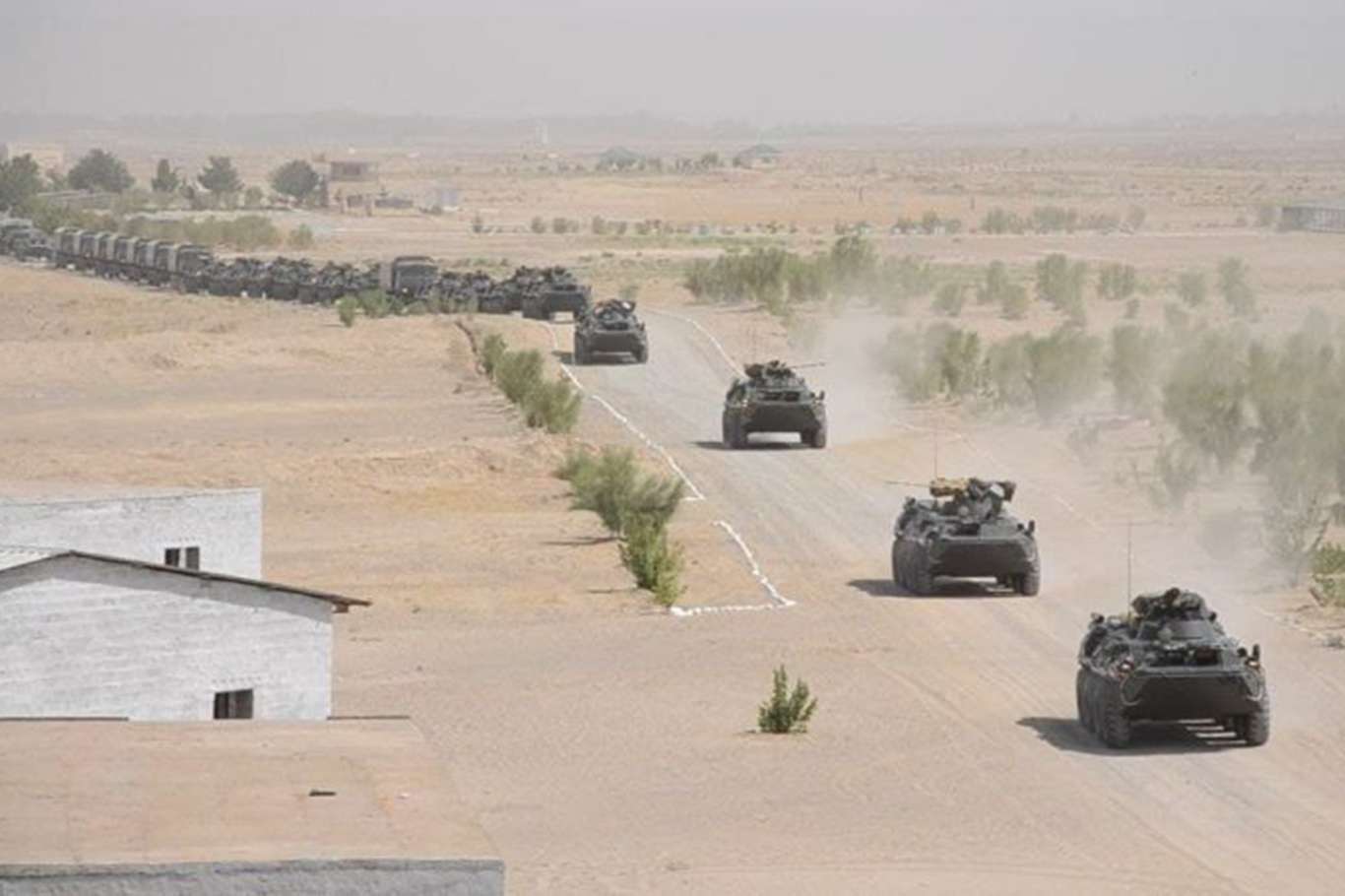 Rusya-Tacikistan-Özbekistan üçlü askeri eğitim tatbikatı başladı