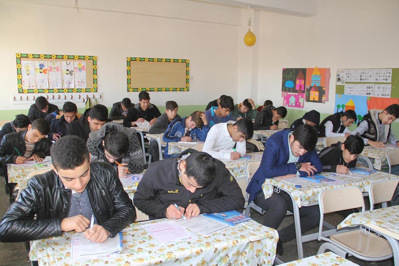 Sadece inkılap tarihinin zorunlu kılınmasına tepki