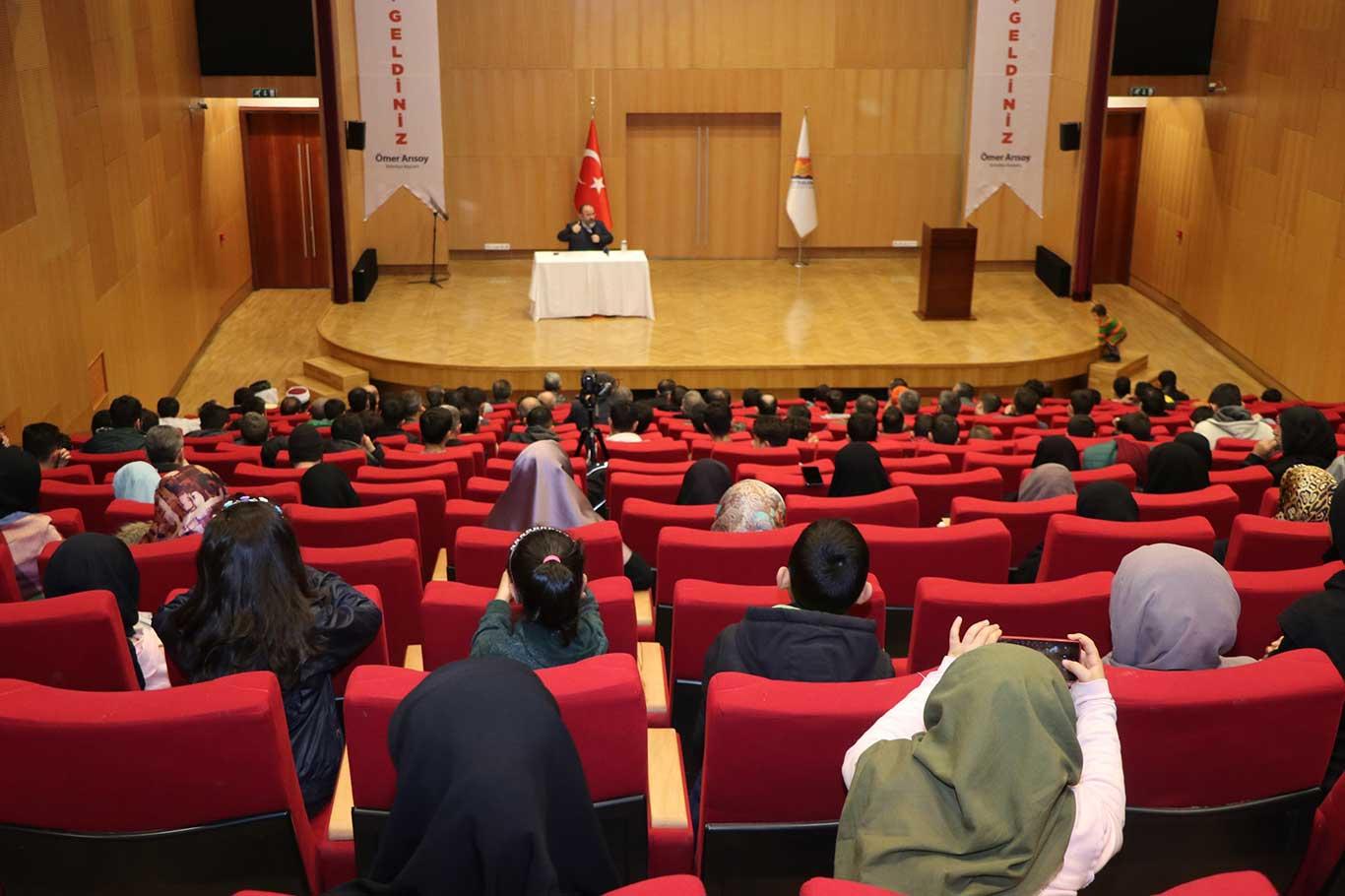'Sahabe her zaman yad edilmelidir'
