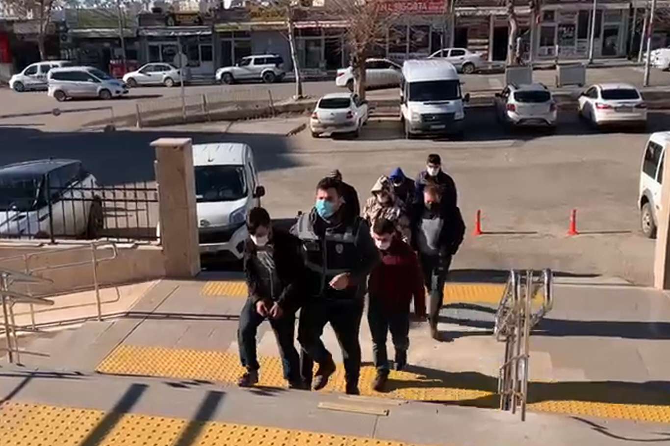 Şanlıurfa'da parklardan hırsızlık yapan 3 kişi tutuklandı