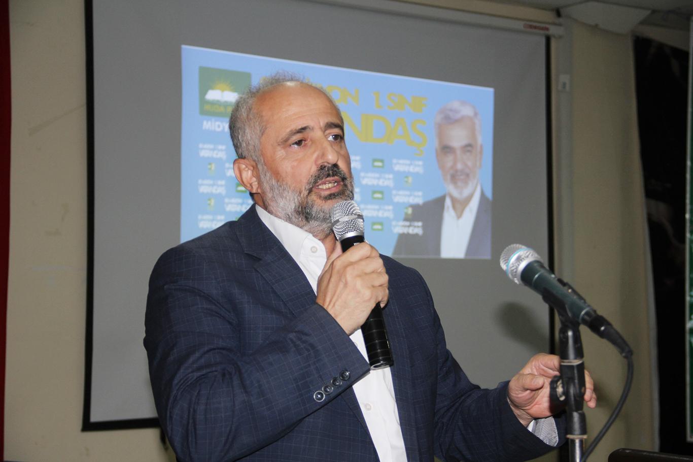 "Siyasete İslami değerleri ve ahlakı kazandıracağız"