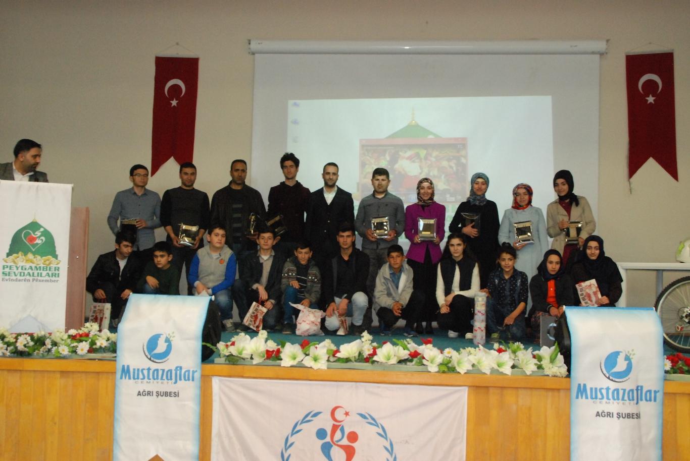 Siyer Sınavında dereceye girenlere ödülleri verildi