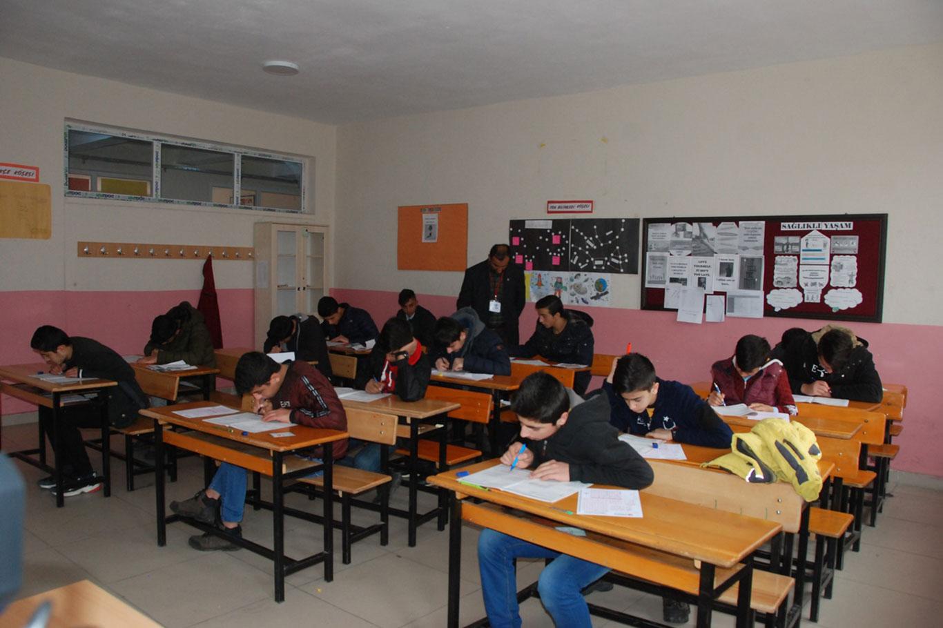 ​"Siyer sınavıyla Peygamberimizin örnek hayatını gençlere aşılıyoruz"