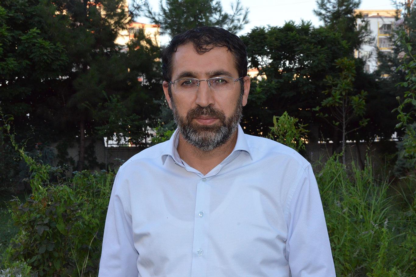 "Söz konusu İslam'a saldırı olunca karşımızda ikiyüzlü bir dünya var"