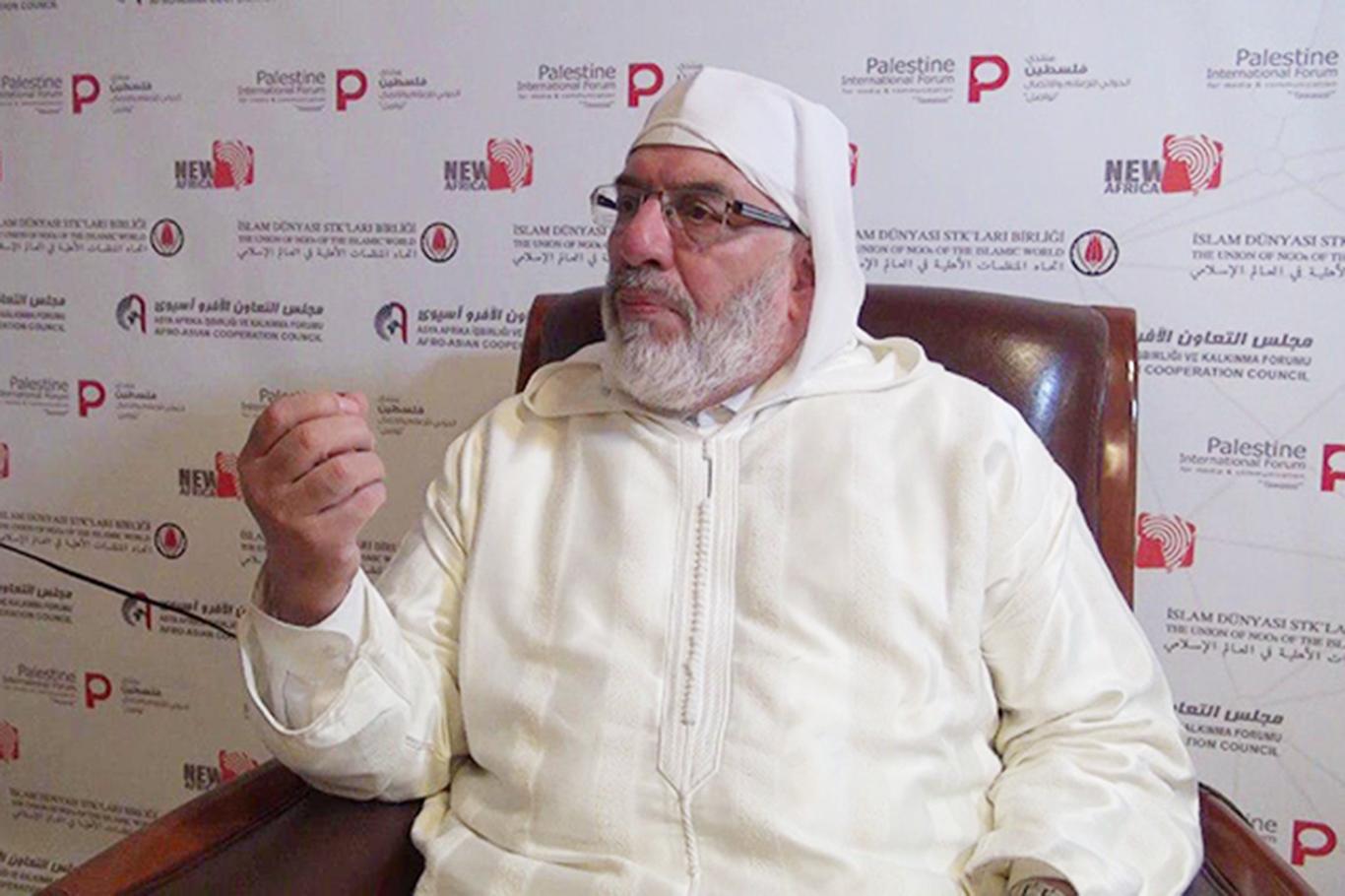 “Tasavvuf insanı dünyaya kulluktan Allaha kulluğa yükseltiyor”