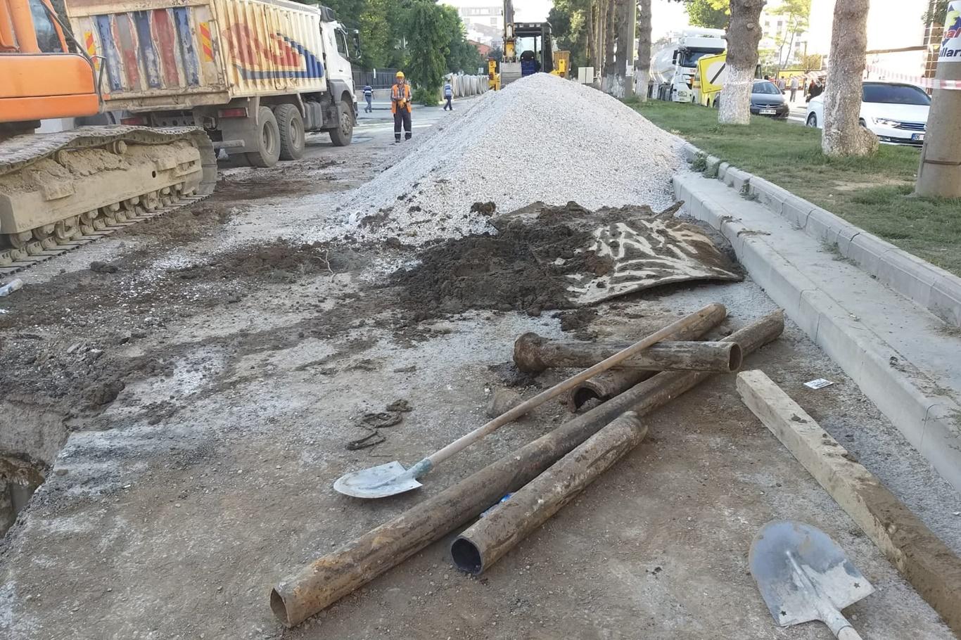 Tatvan Belediyesi, 40 yıllık içme su borularını değiştiriyor